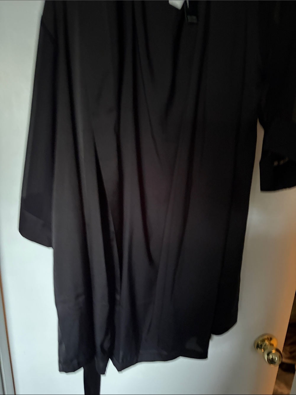 La Vie En Rose Black Satin Robe